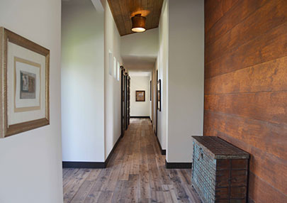 Kevin Price Designs - Huntsville Home Interior Hallway